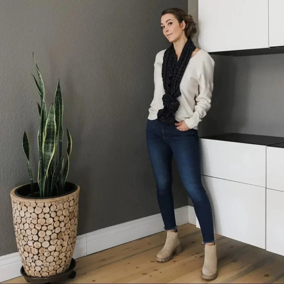 Nine West Infinity scarf - Picture 8 of 10